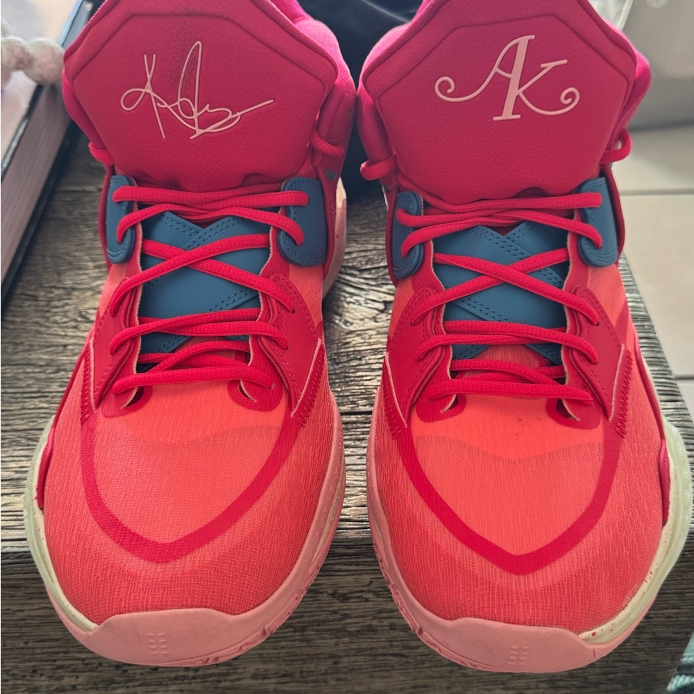 Nike Kyrie Red  siren High-Top